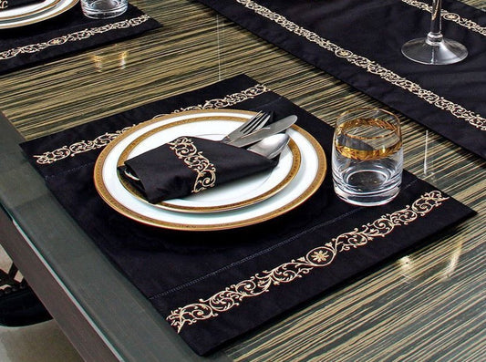 Golden Swirls Black Full Set