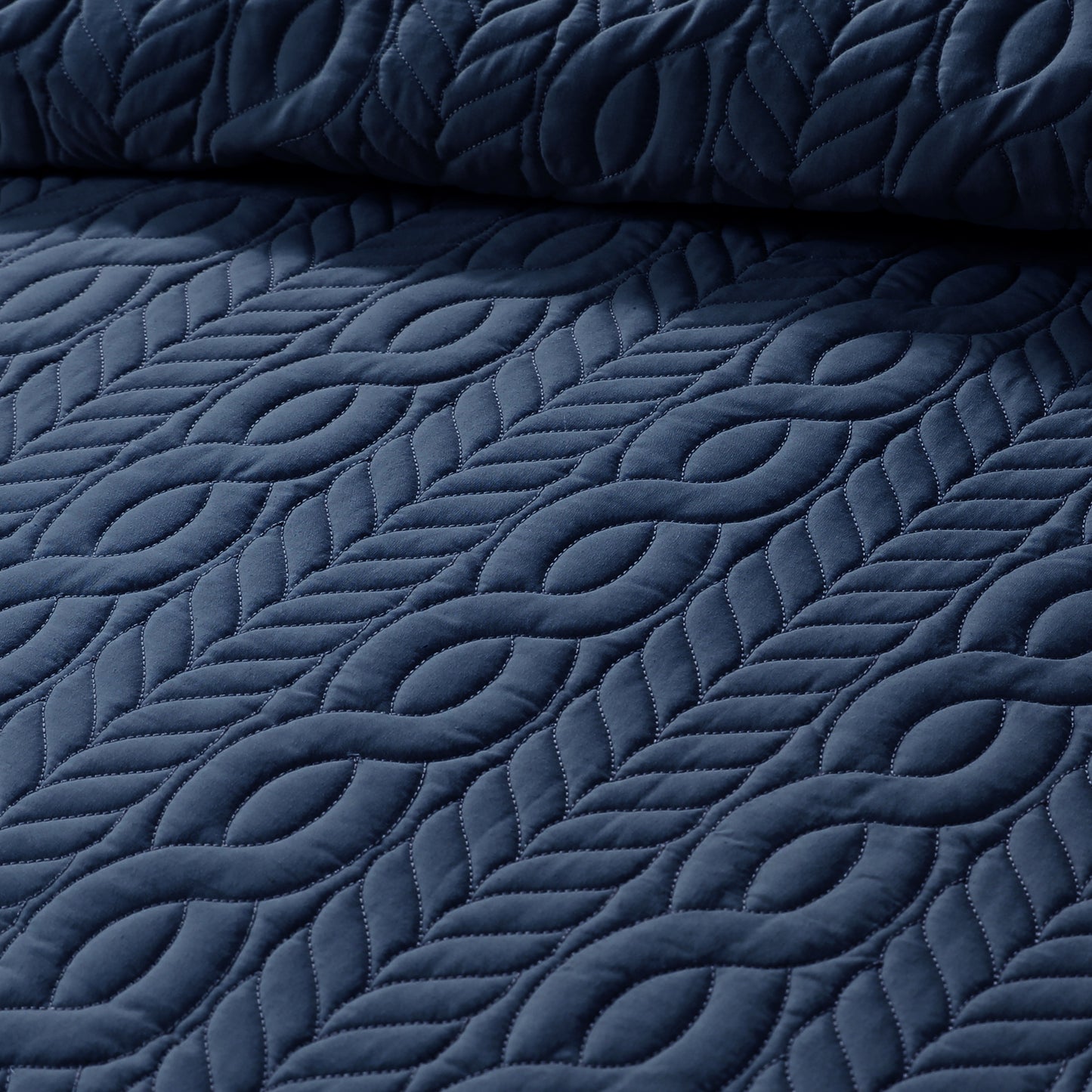 Navy Dunes Bed Spread Set