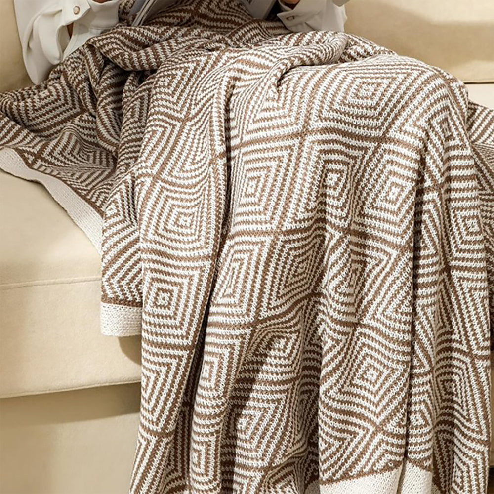 GEOMETRIC THROW KHAKI