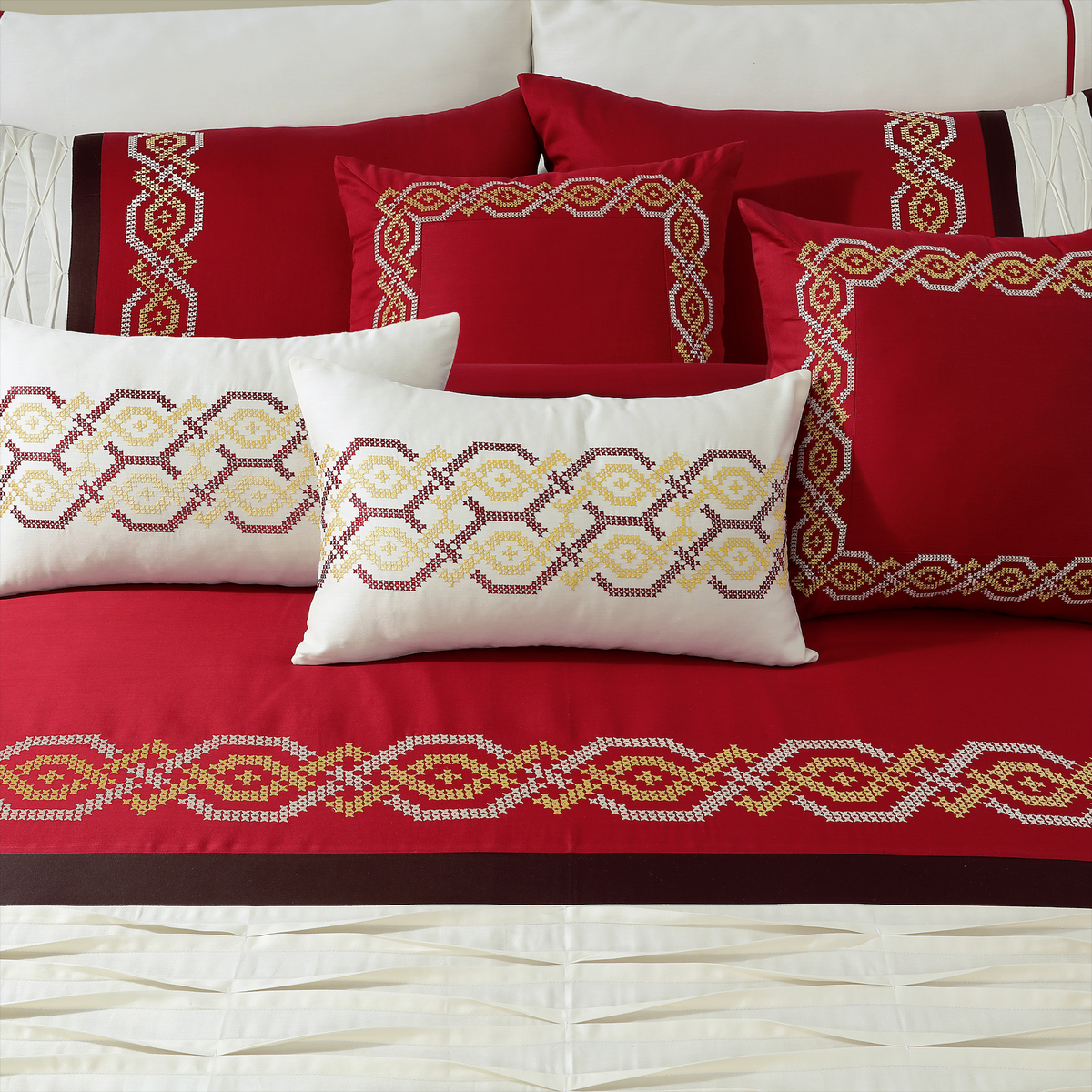 Ruby Emblem Duvet Set