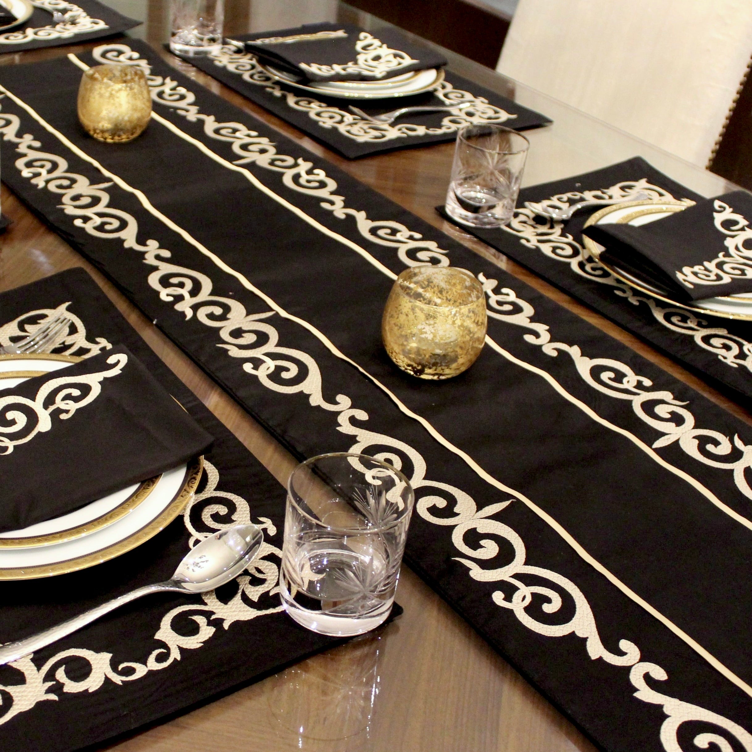 Dining table mats on sale and runners