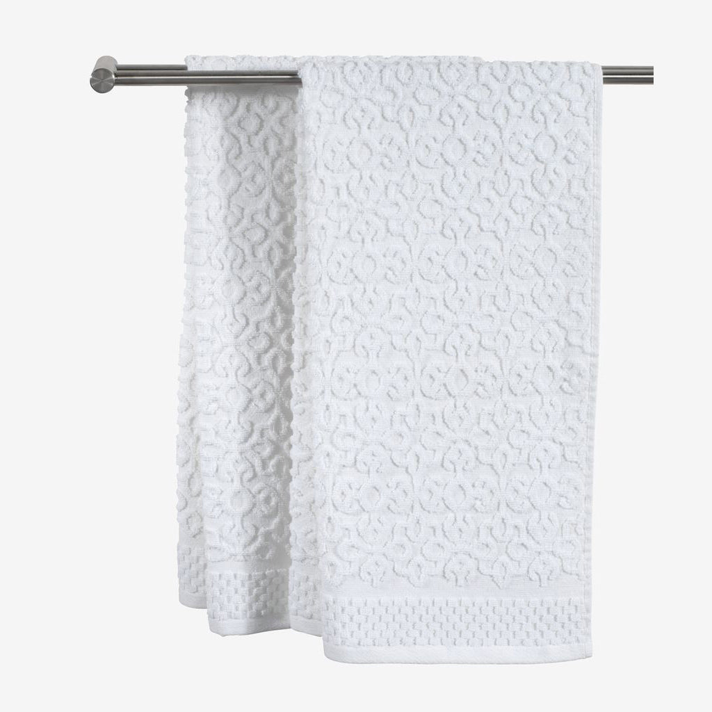 WHITE JACQUARD BATH TOWEL