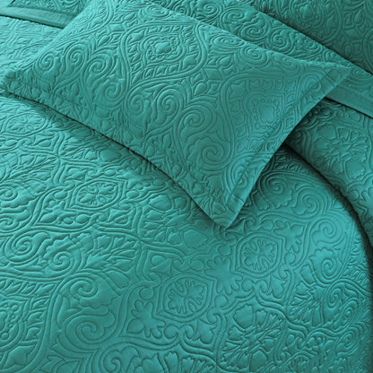 Aquamarine Bed Spread Set
