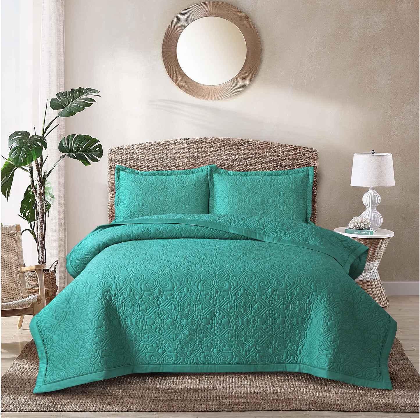 Aquamarine Bed Spread Set