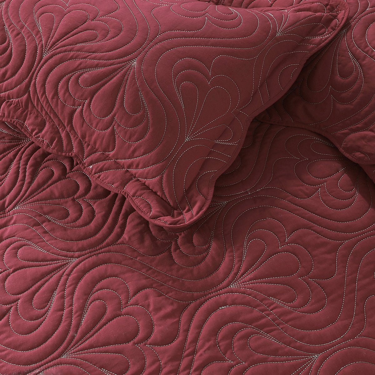 Rubellite Bed Spread Set