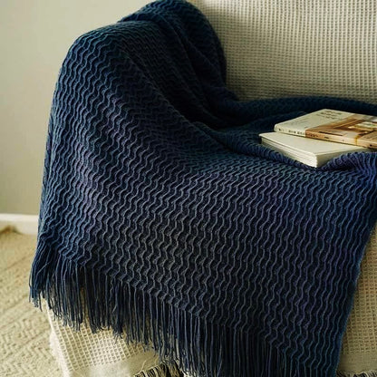 NORDIC FRINGE THROW NAVY