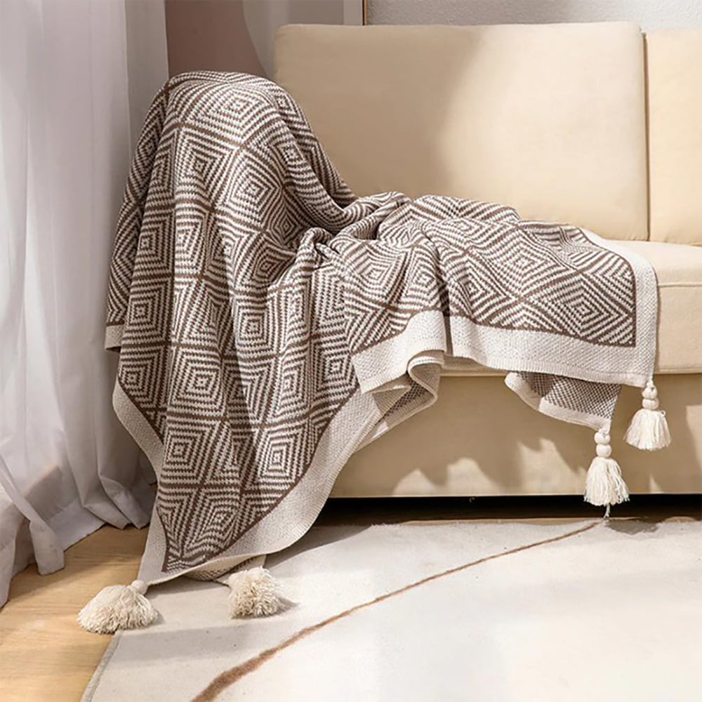 GEOMETRIC THROW KHAKI