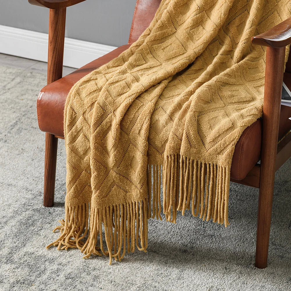 DIAMOND THROW CAMEL