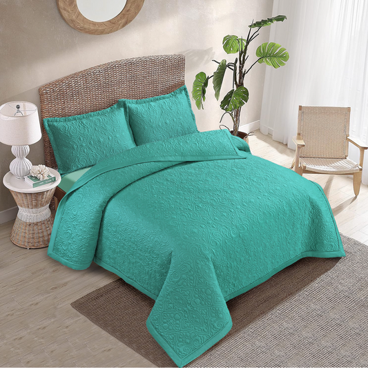 Aquamarine Bed Spread Set