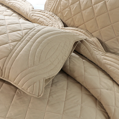 Sepia Scallop Bed Spread Set