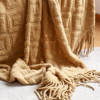 DIAMOND THROW CAMEL