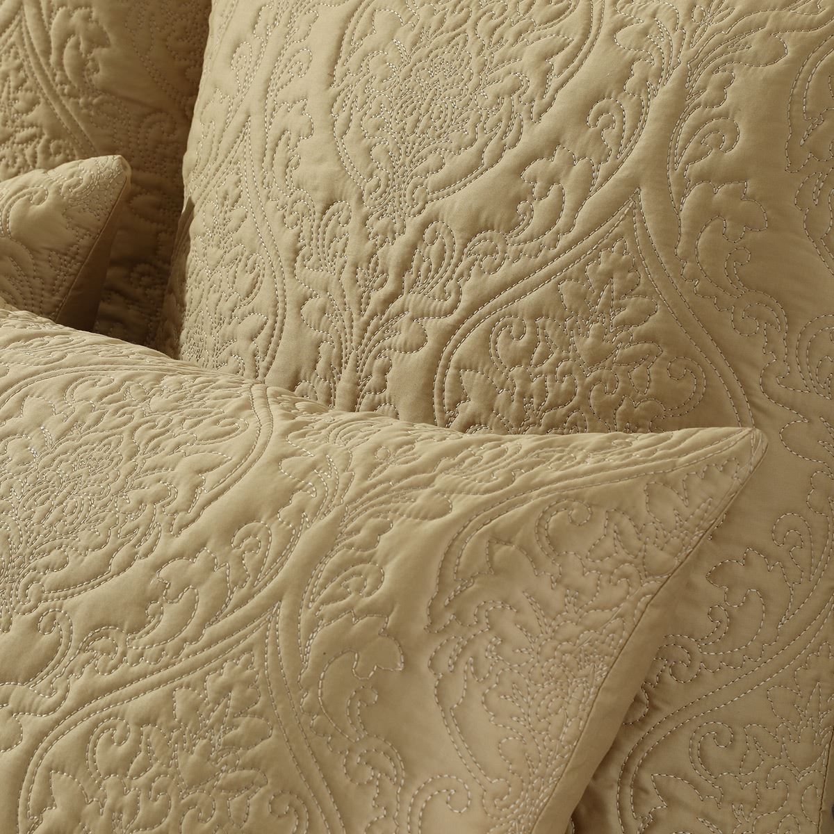 Majestic Bed Spread Set